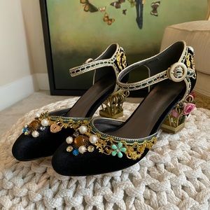 Caged heel Velvet Mary Jane shoes